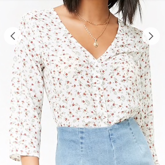 Tops - Red floral button up blouse